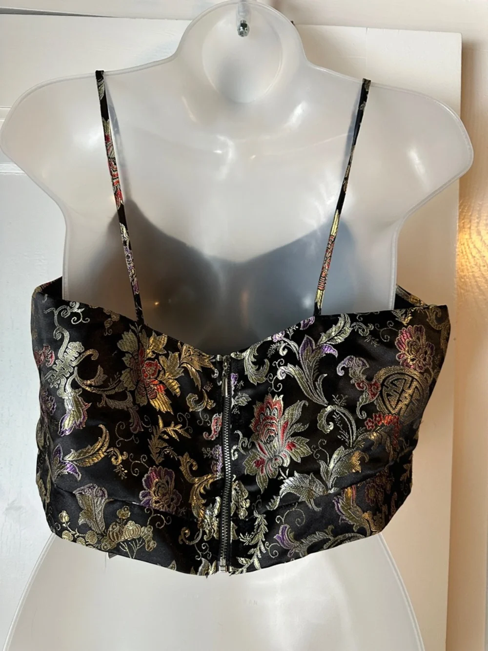 Polly & Esther Black Metallic Floral Brocade Cami - Picture 3 of 4